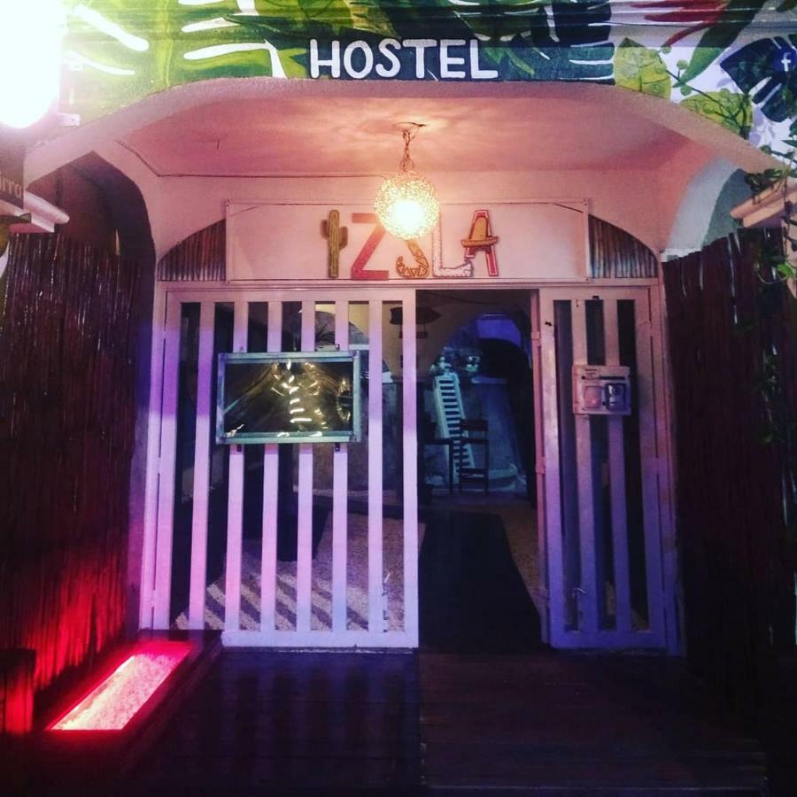 Izsla Hostel Playa Del Carmen פלאייה דל כרמן מראה חיצוני תמונה